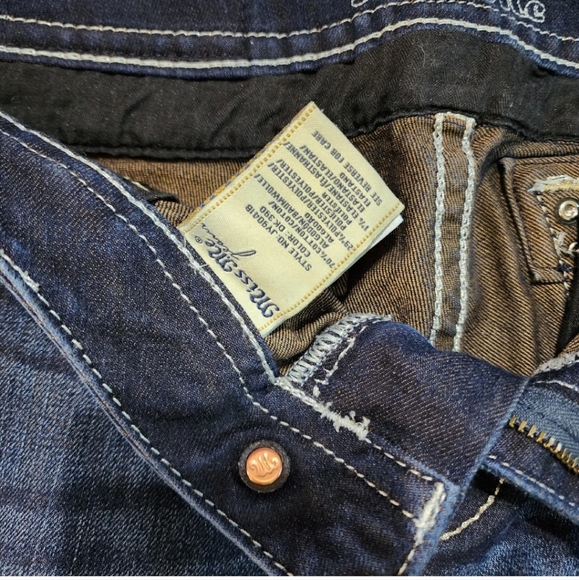 Miss Me jeans Sz 28 Signature Boot Stretch Denim Low Rise Red Bling Dark EUC - Picture 12 of 14